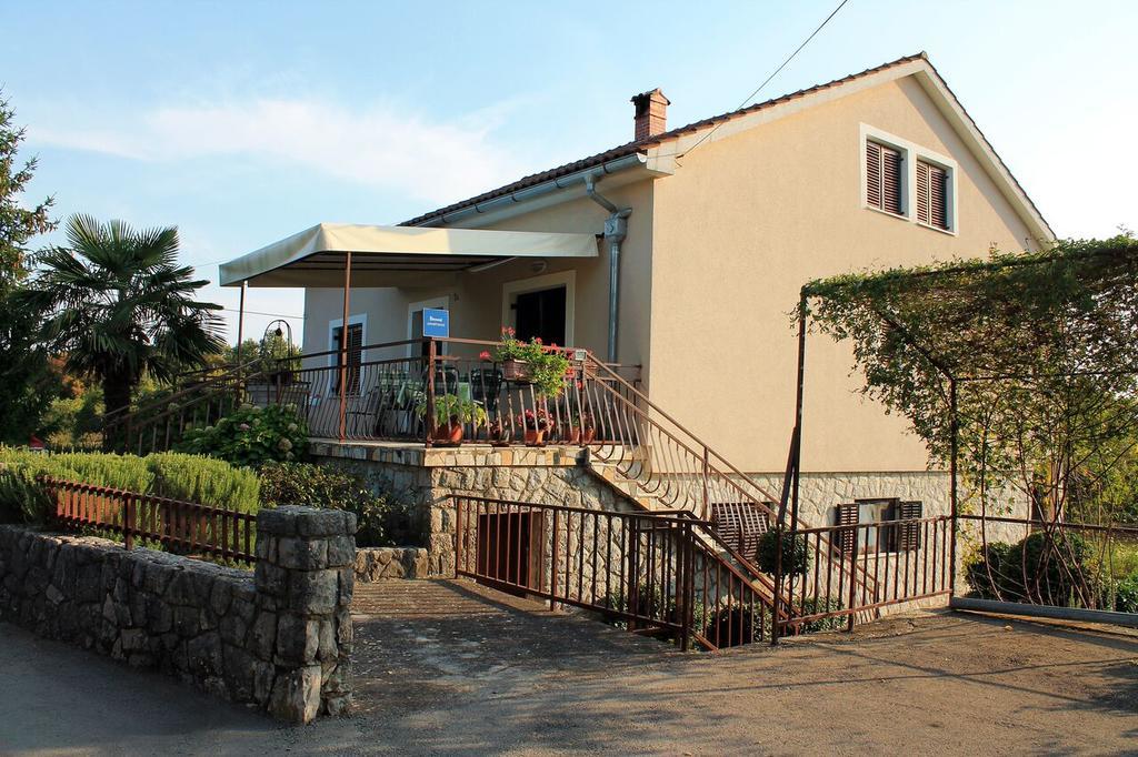 Apartment Mare Krk Milohnici Exterior photo